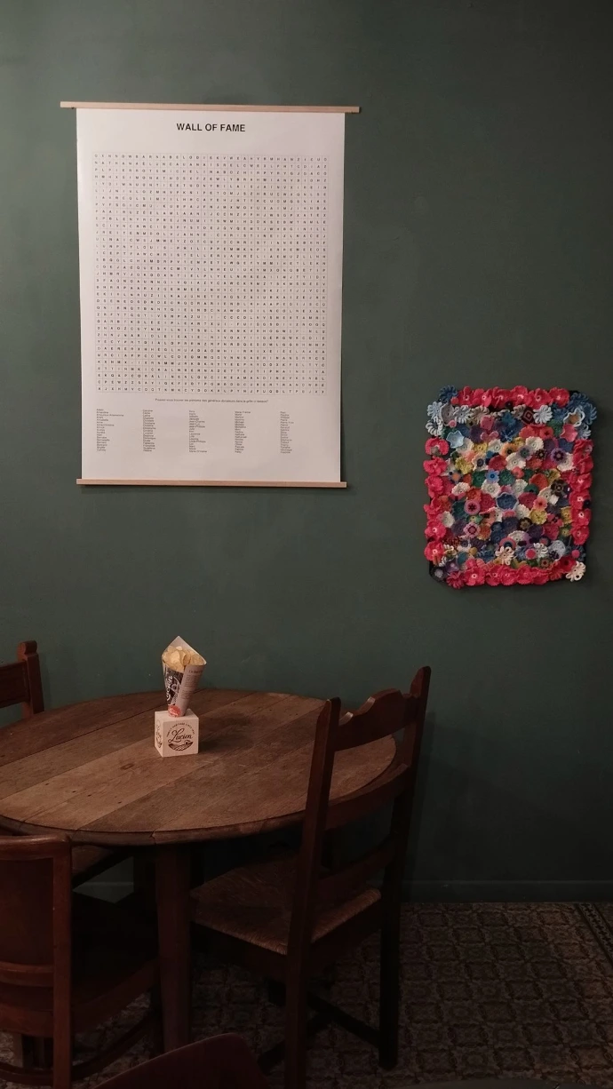 une décoration colorée faite à la main